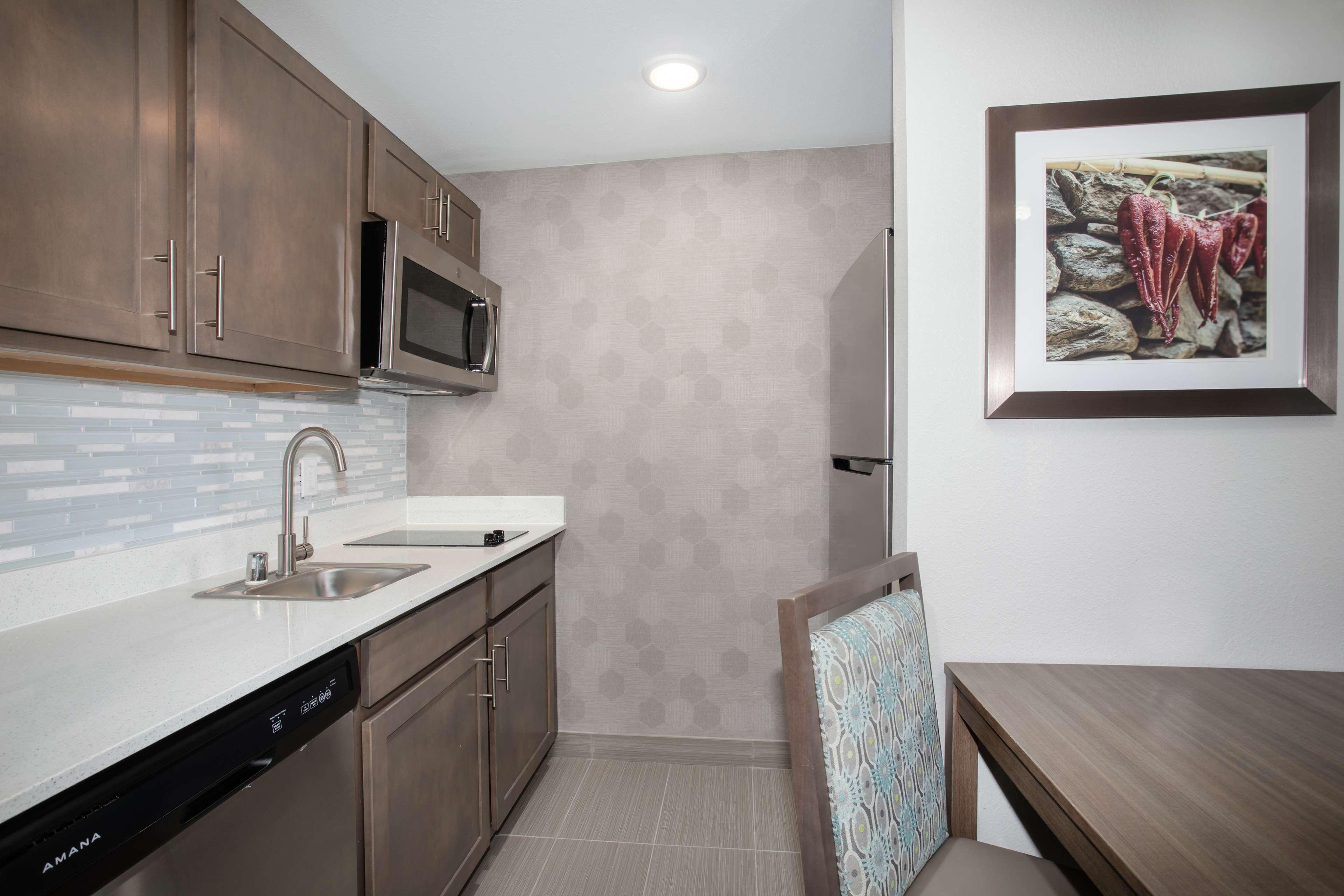 Homewood Suites by Hilton Albuquerque-Journal Center Extérieur photo